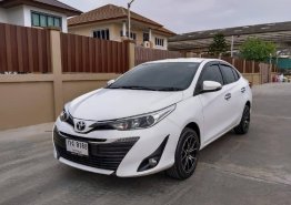 2017 Toyota Yaris Ativ 1.2 G รถเก๋ง 4 ประตู 